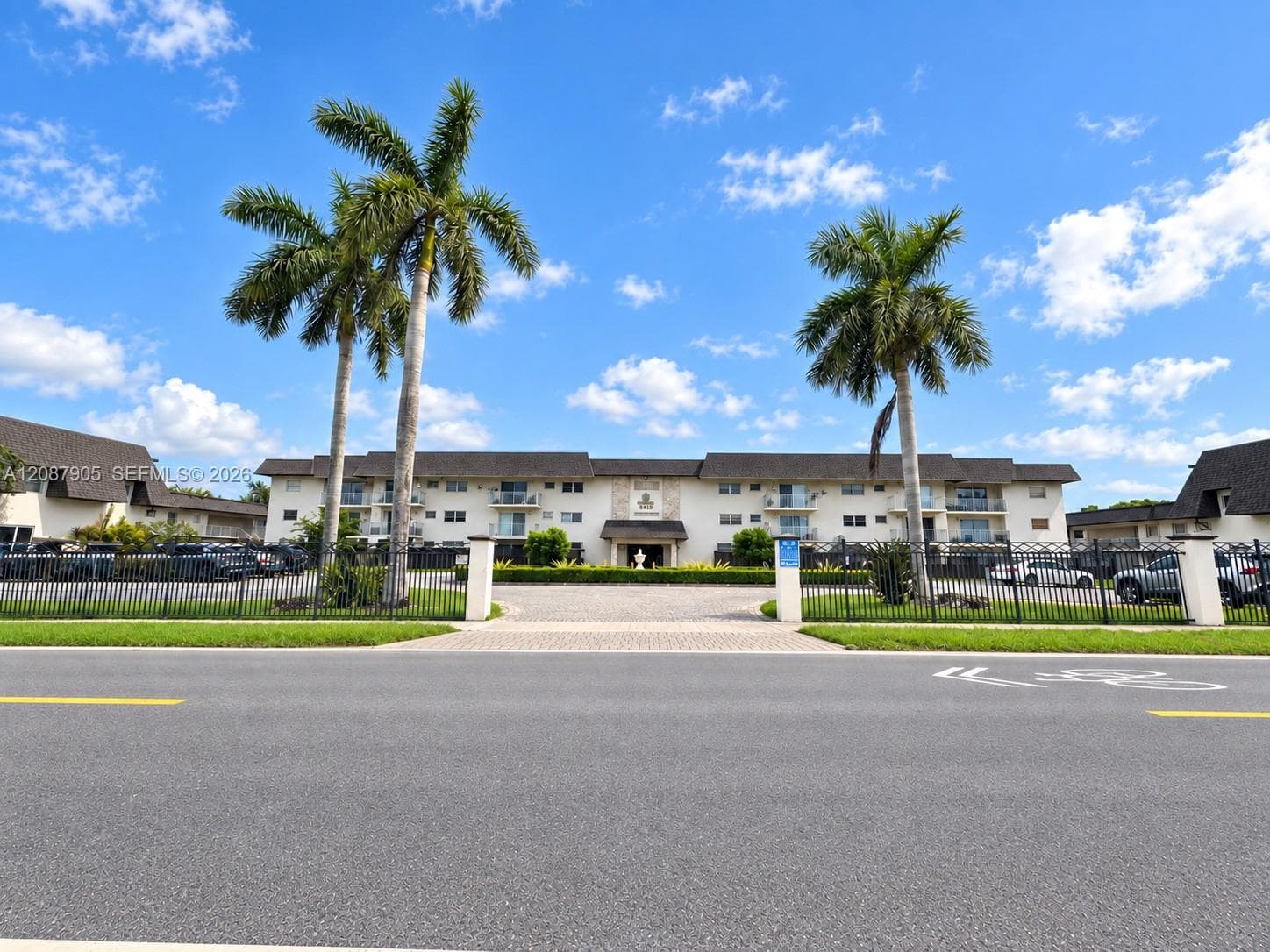 GALLOWOOD CONDO · #108E in Miami - Photo 1