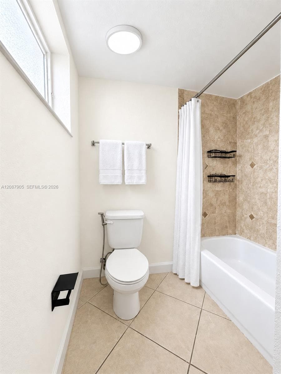GALLOWOOD CONDO · #108E in Miami - Photo 15