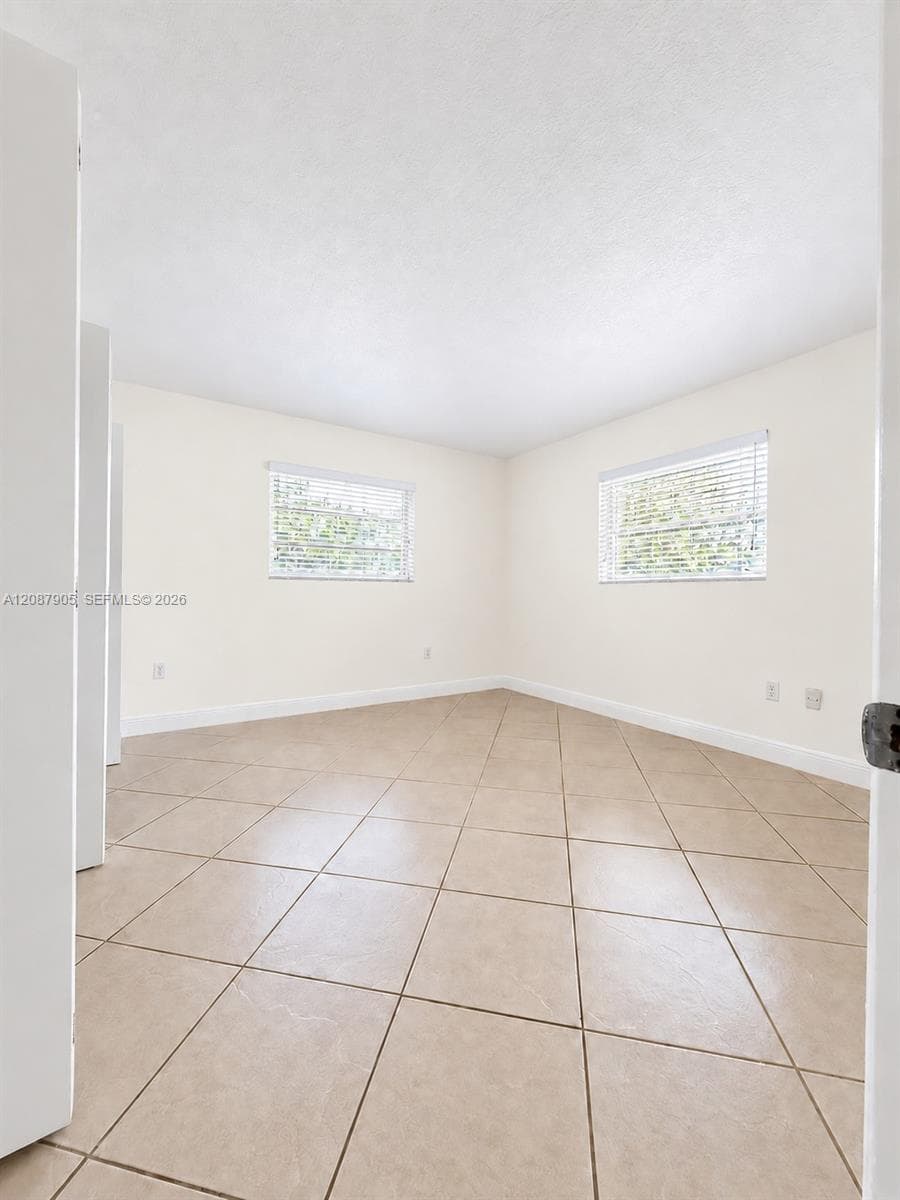 GALLOWOOD CONDO · #108E in Miami - Photo 11