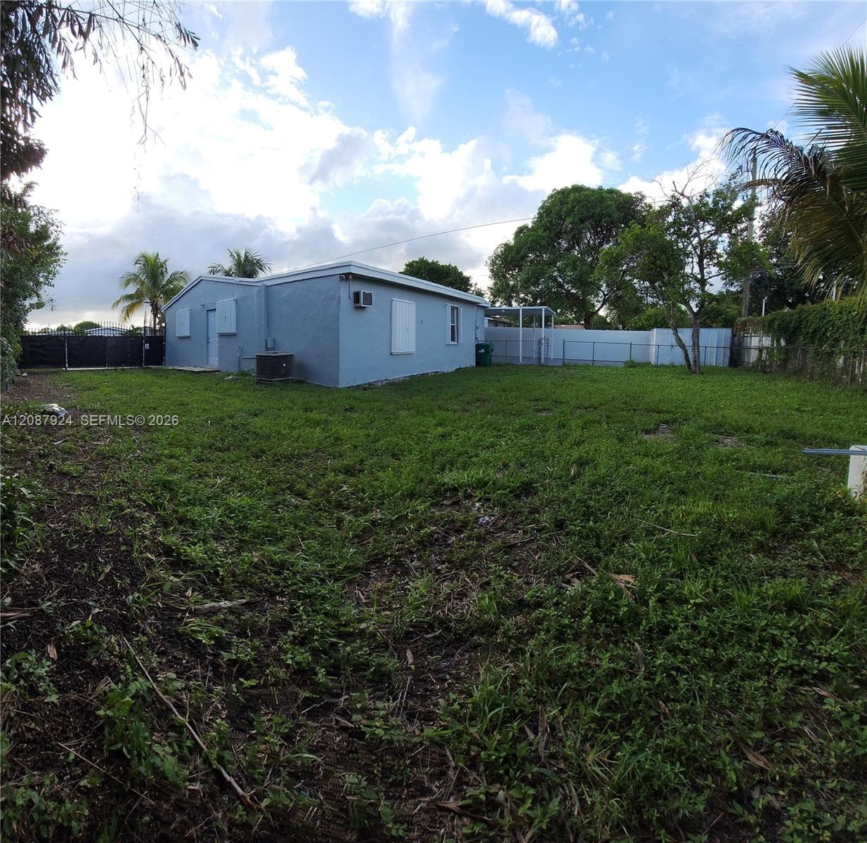 19015 NW 44th Ct photo 5