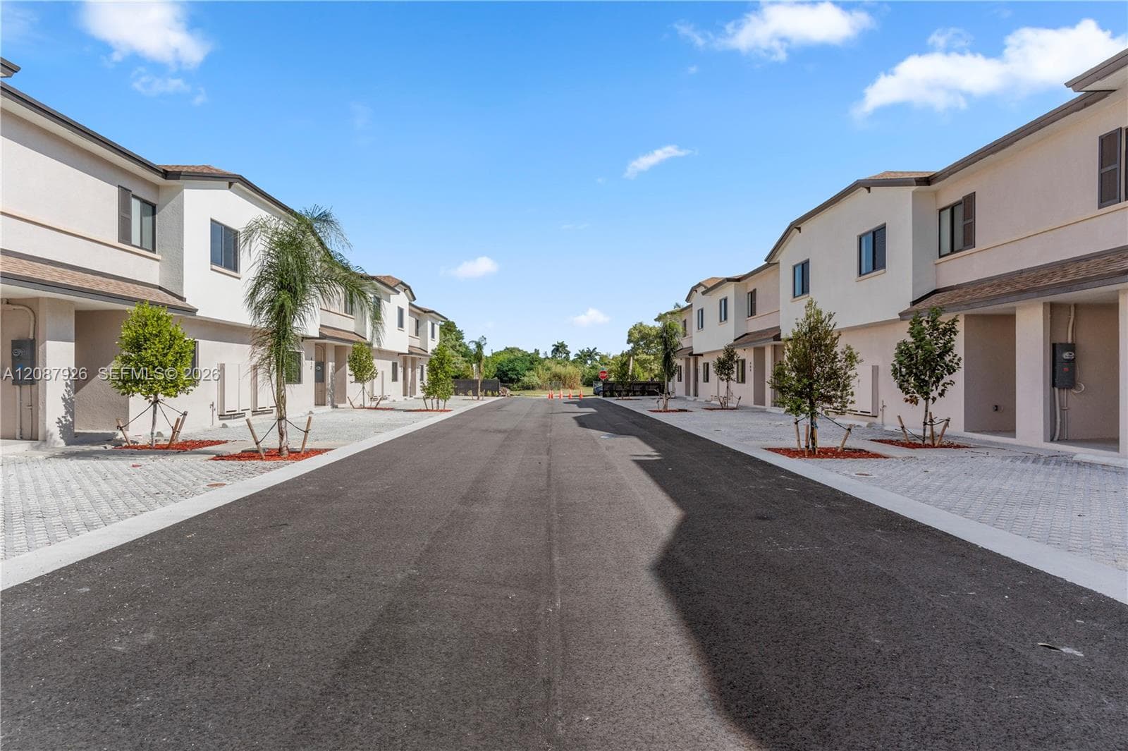 401 SW Palm Ter #401 photo 2