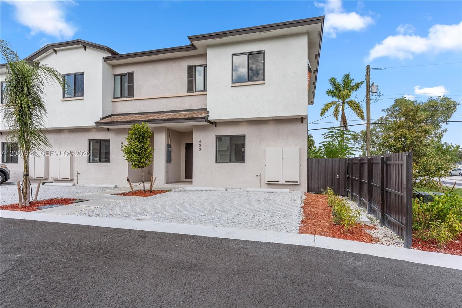 405 SW Palm Ter #405 photo 23