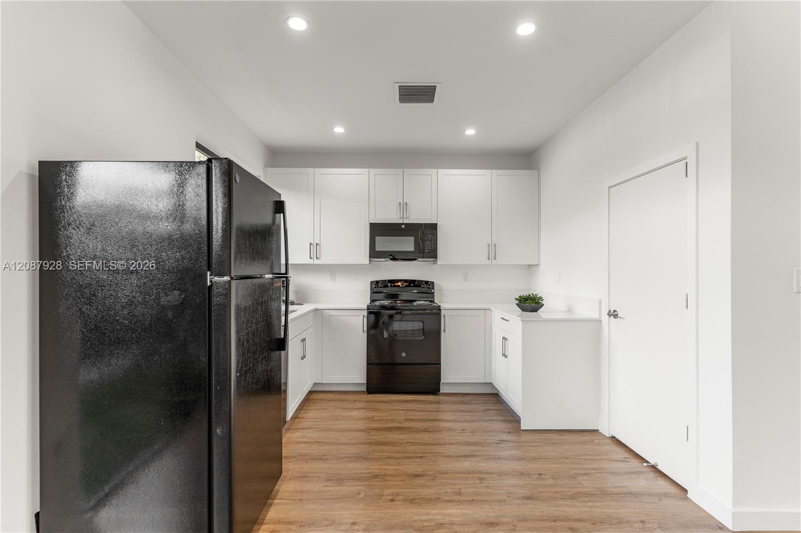 405 SW Palm Ter #405 photo 19
