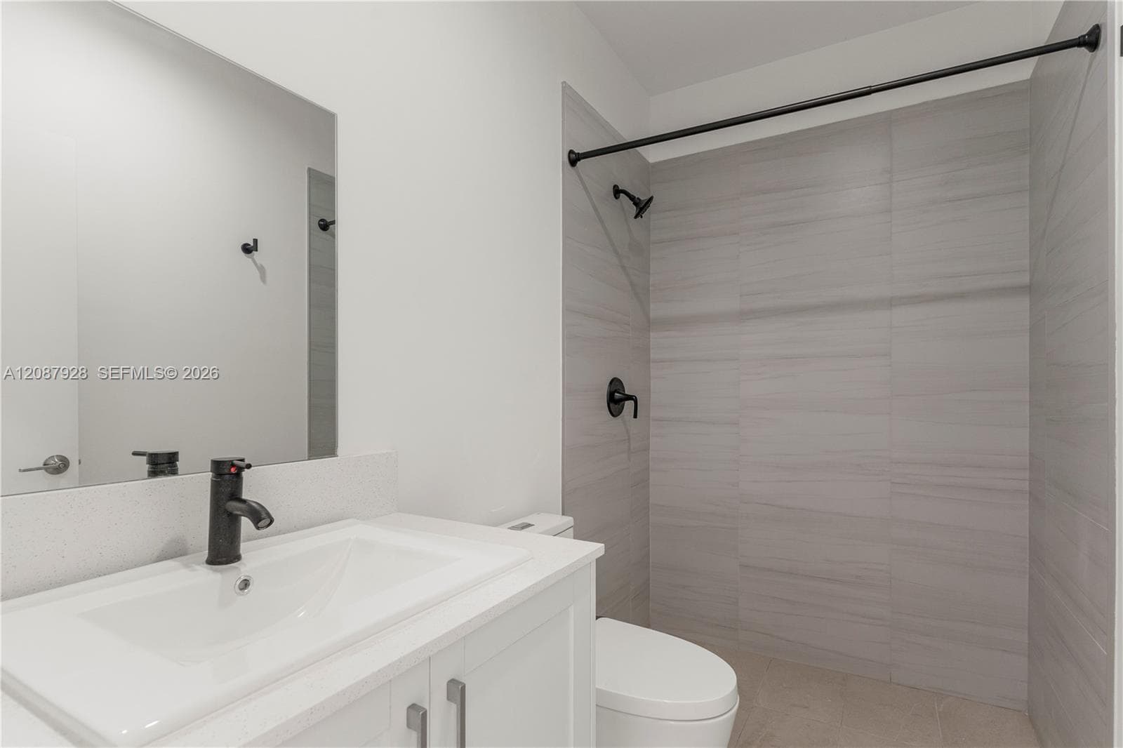 405 SW Palm Ter #405 photo 21