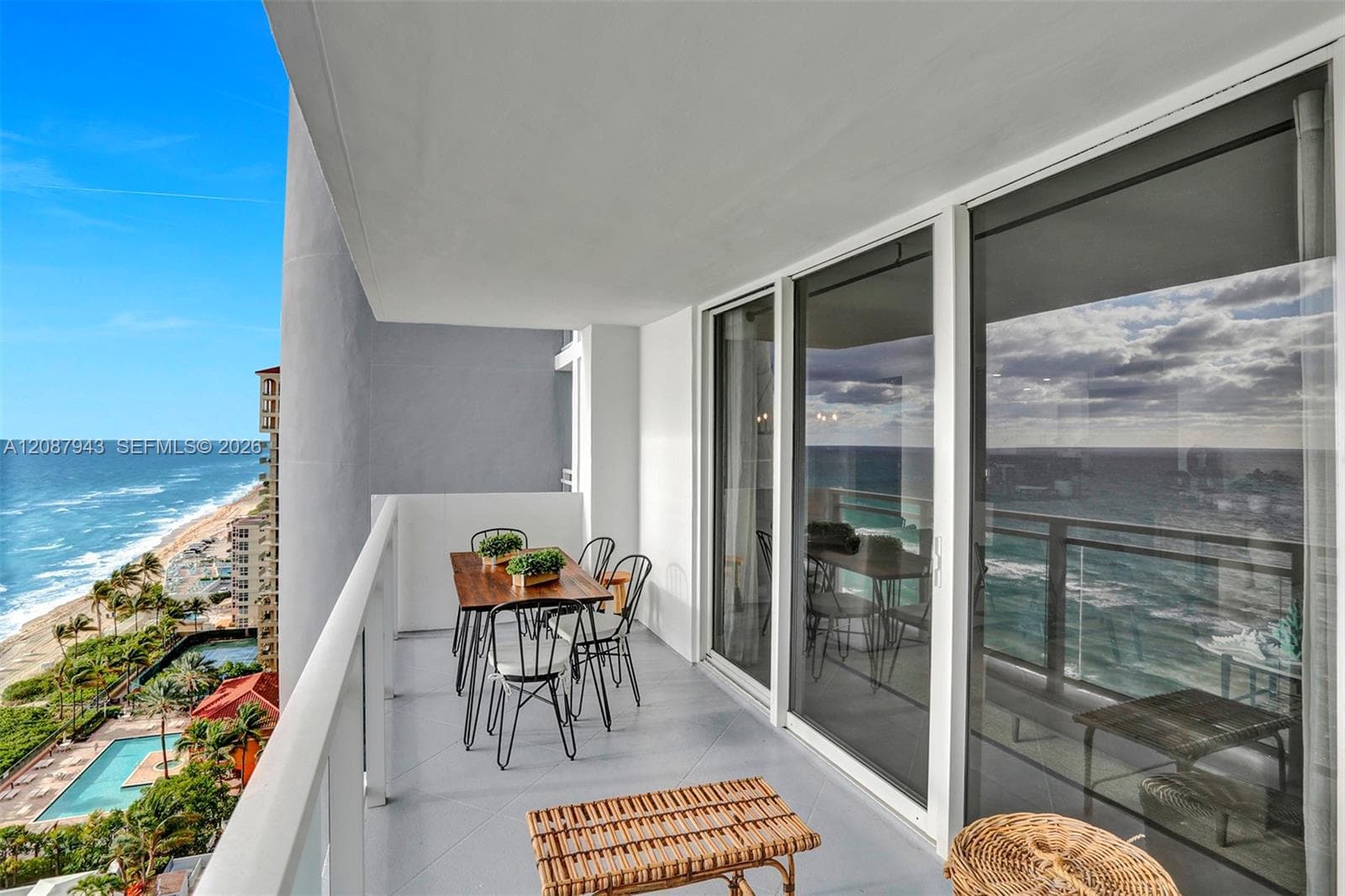 PARKER PLAZA ESTATES COND · #1621 in Hallandale Beach - Photo 36