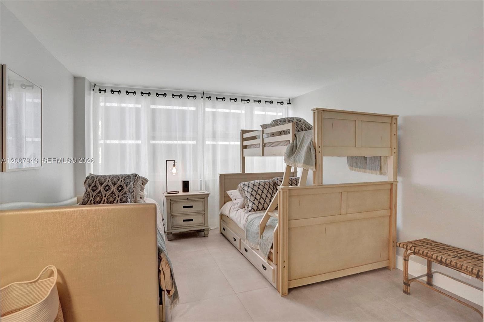 PARKER PLAZA ESTATES COND · #1621 in Hallandale Beach - Photo 20