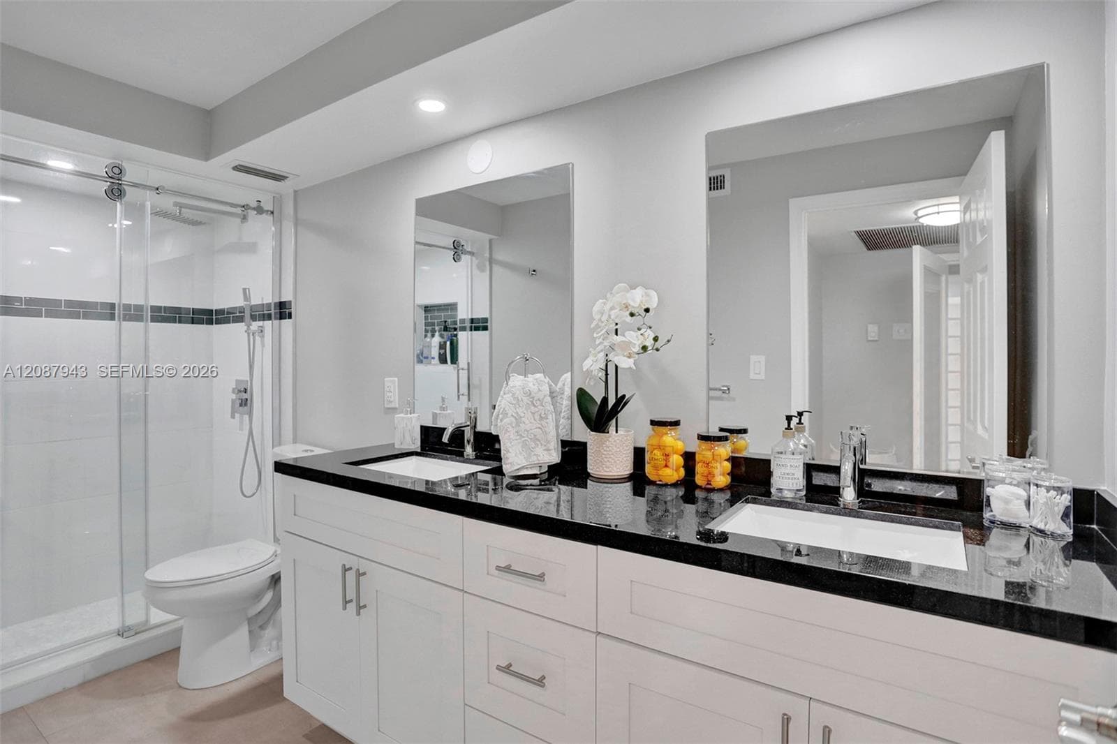 PARKER PLAZA ESTATES COND · #1621 in Hallandale Beach - Photo 11
