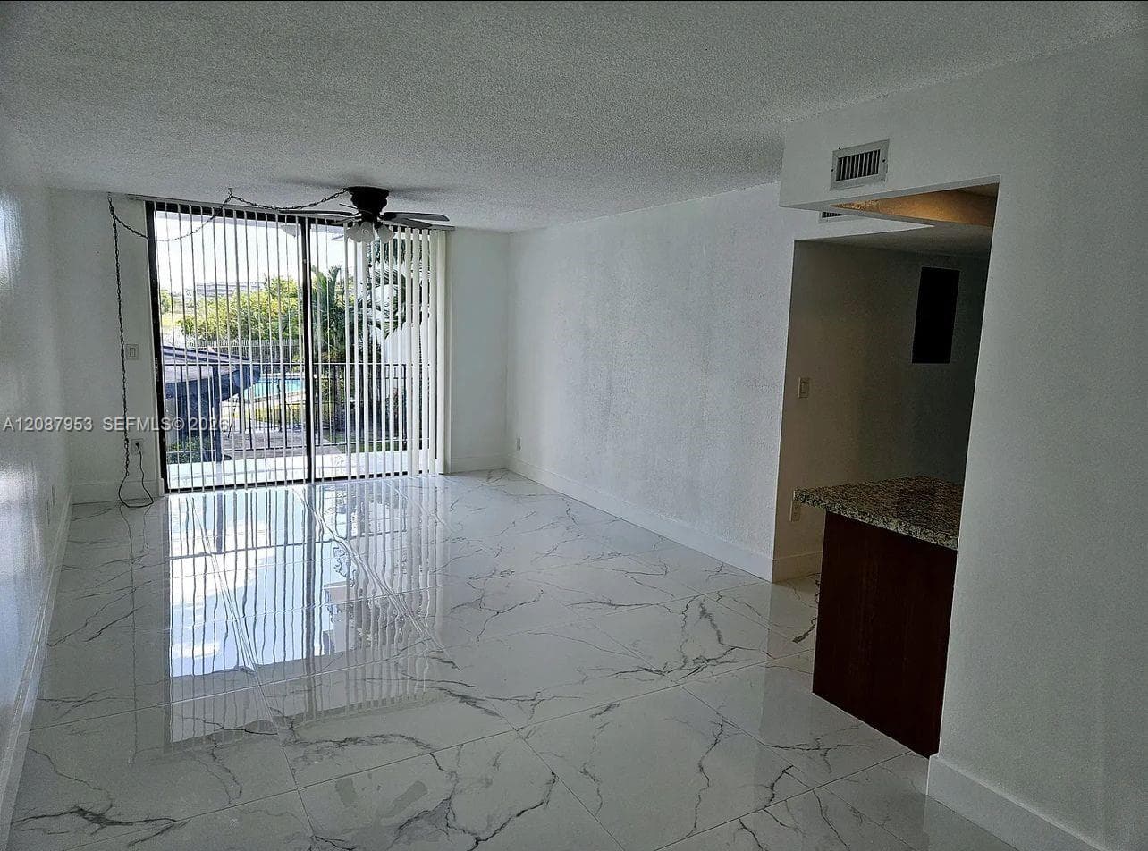 GOLFVIEW · #207 in Miami - Photo 6