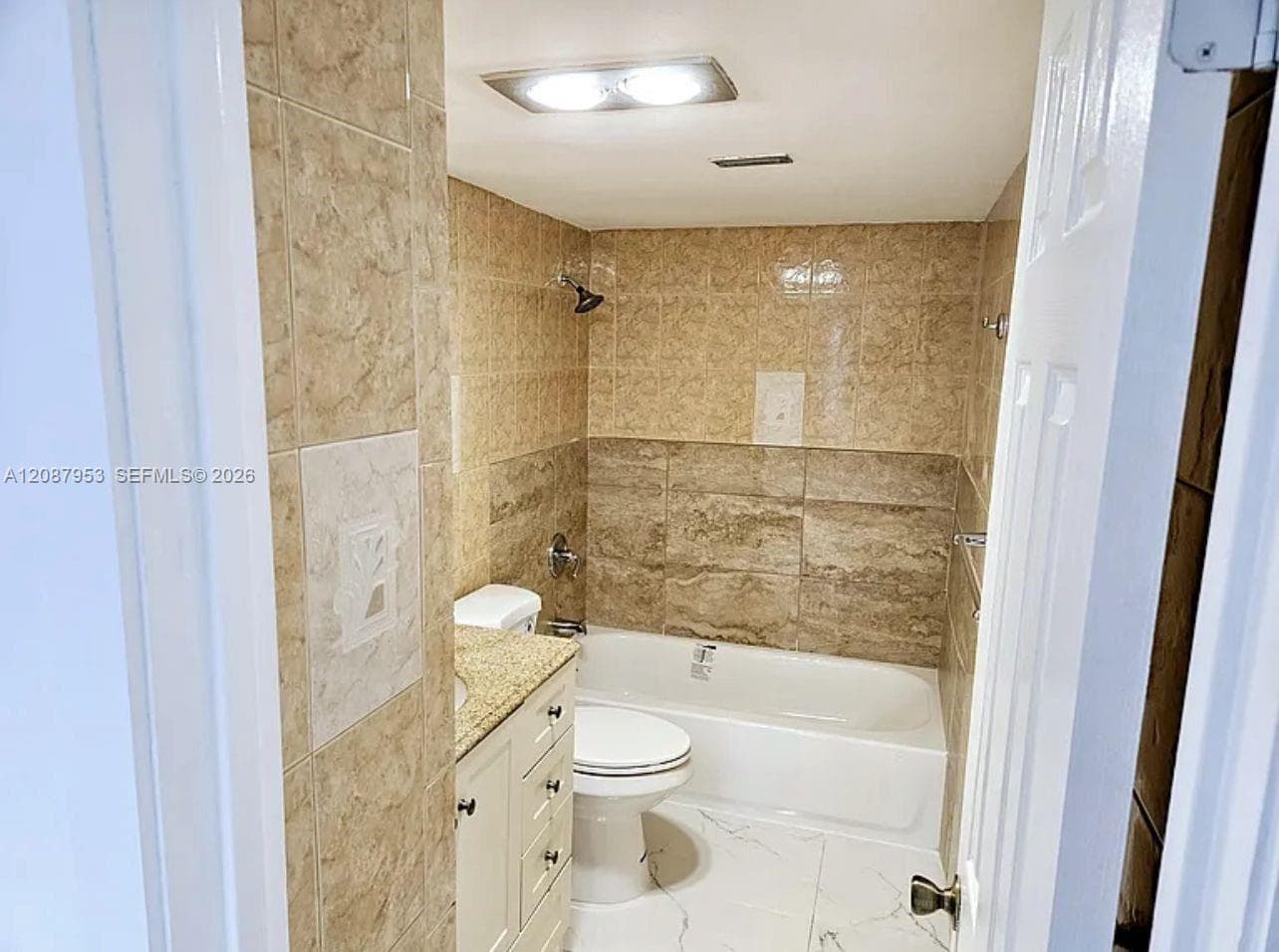 GOLFVIEW · #207 in Miami - Photo 12