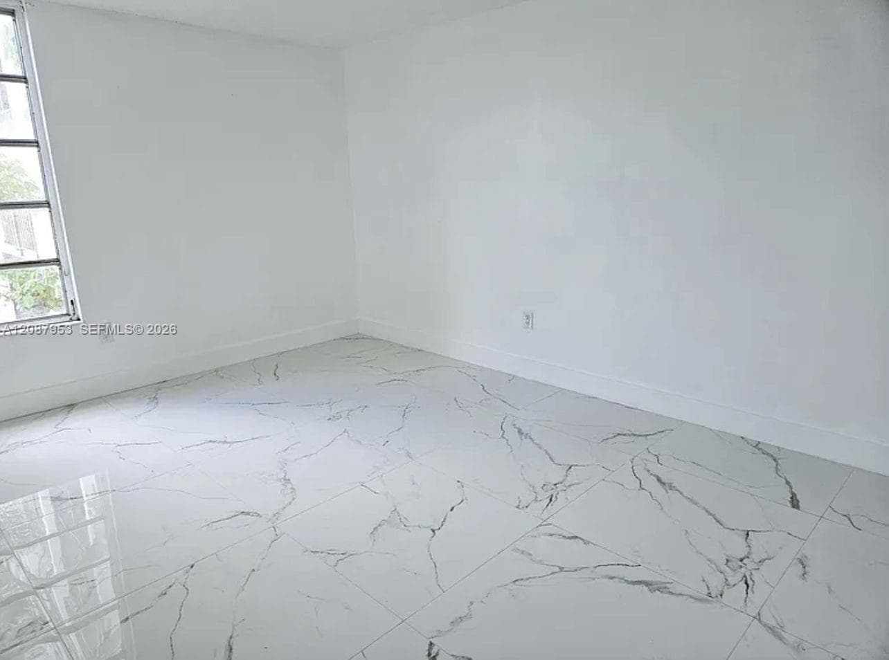 GOLFVIEW · #207 in Miami - Photo 9
