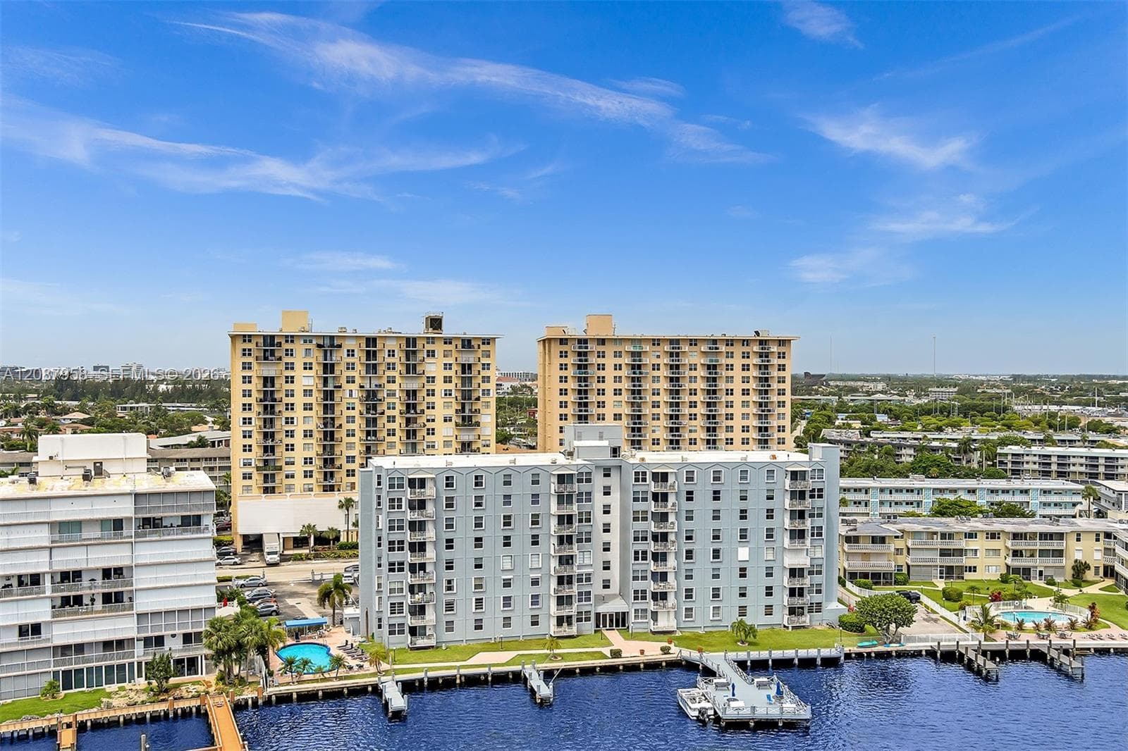 Golden Isles Yacht Club · #803 in Hallandale Beach - Photo 47