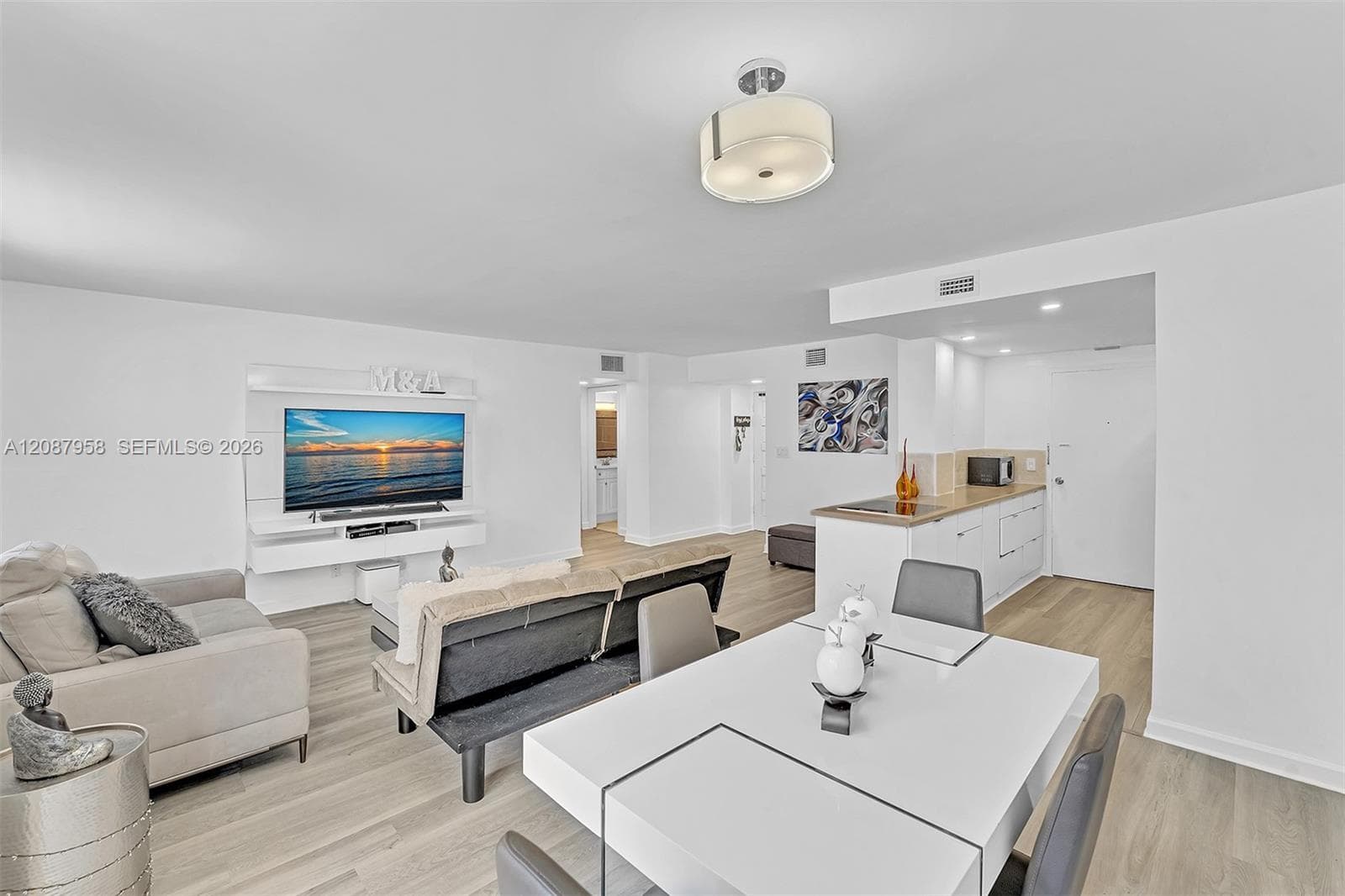 Golden Isles Yacht Club · #803 in Hallandale Beach - Photo 12