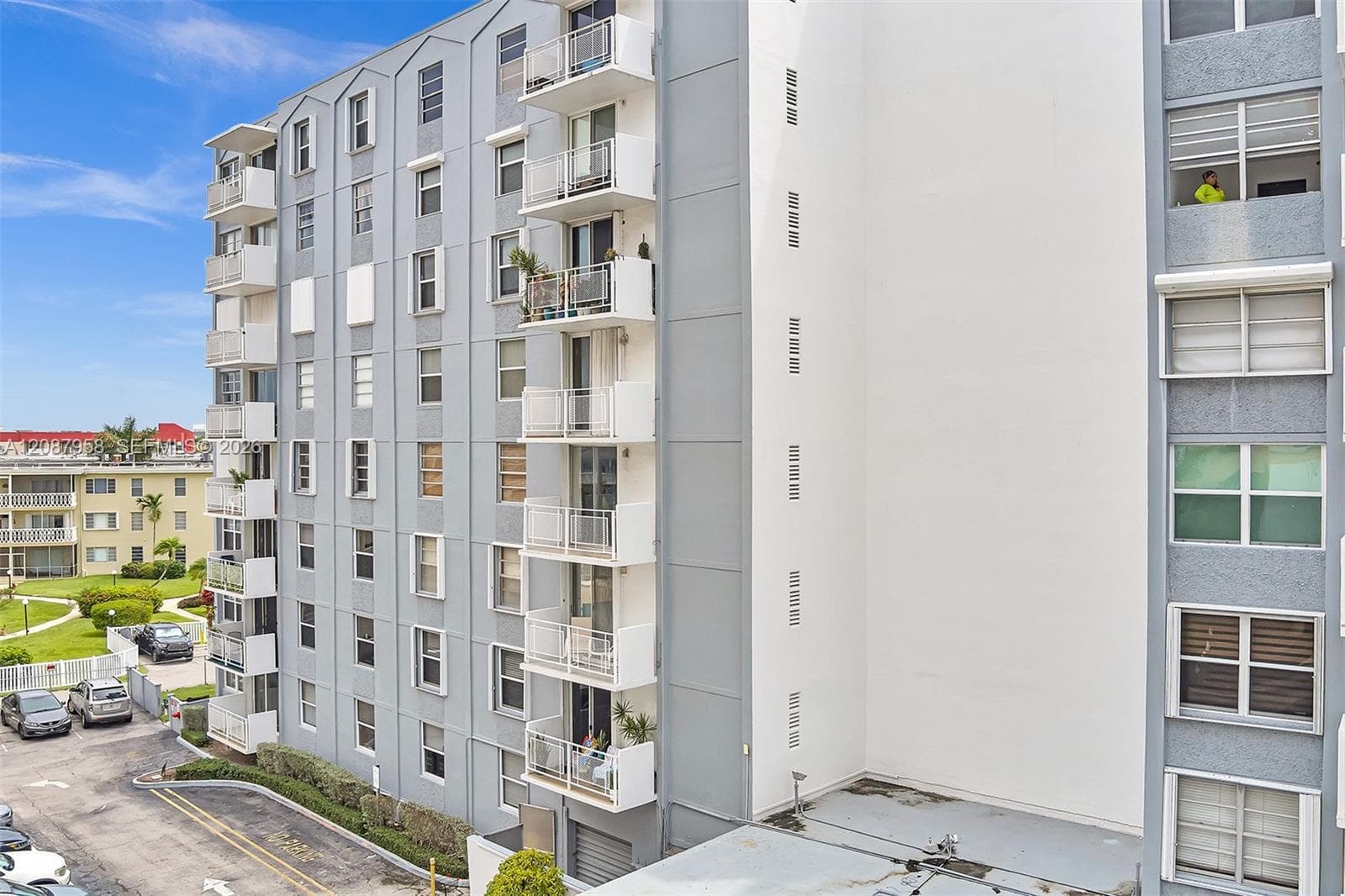 Golden Isles Yacht Club · #803 in Hallandale Beach - Photo 51