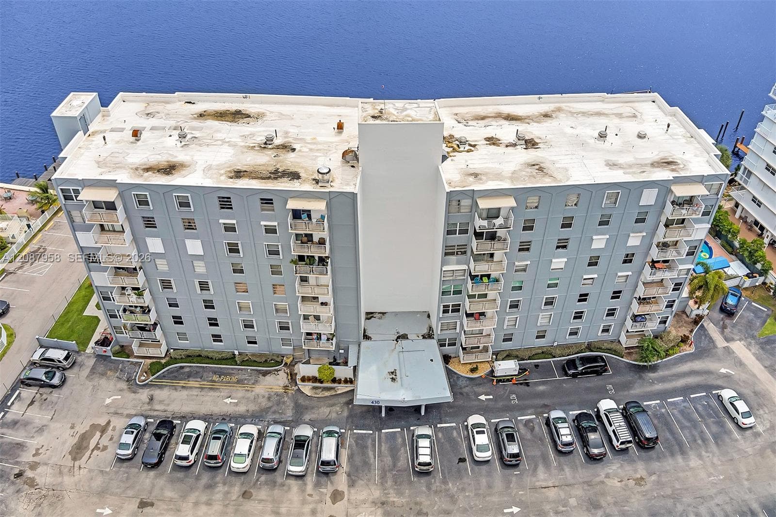 Golden Isles Yacht Club · #803 in Hallandale Beach - Photo 37