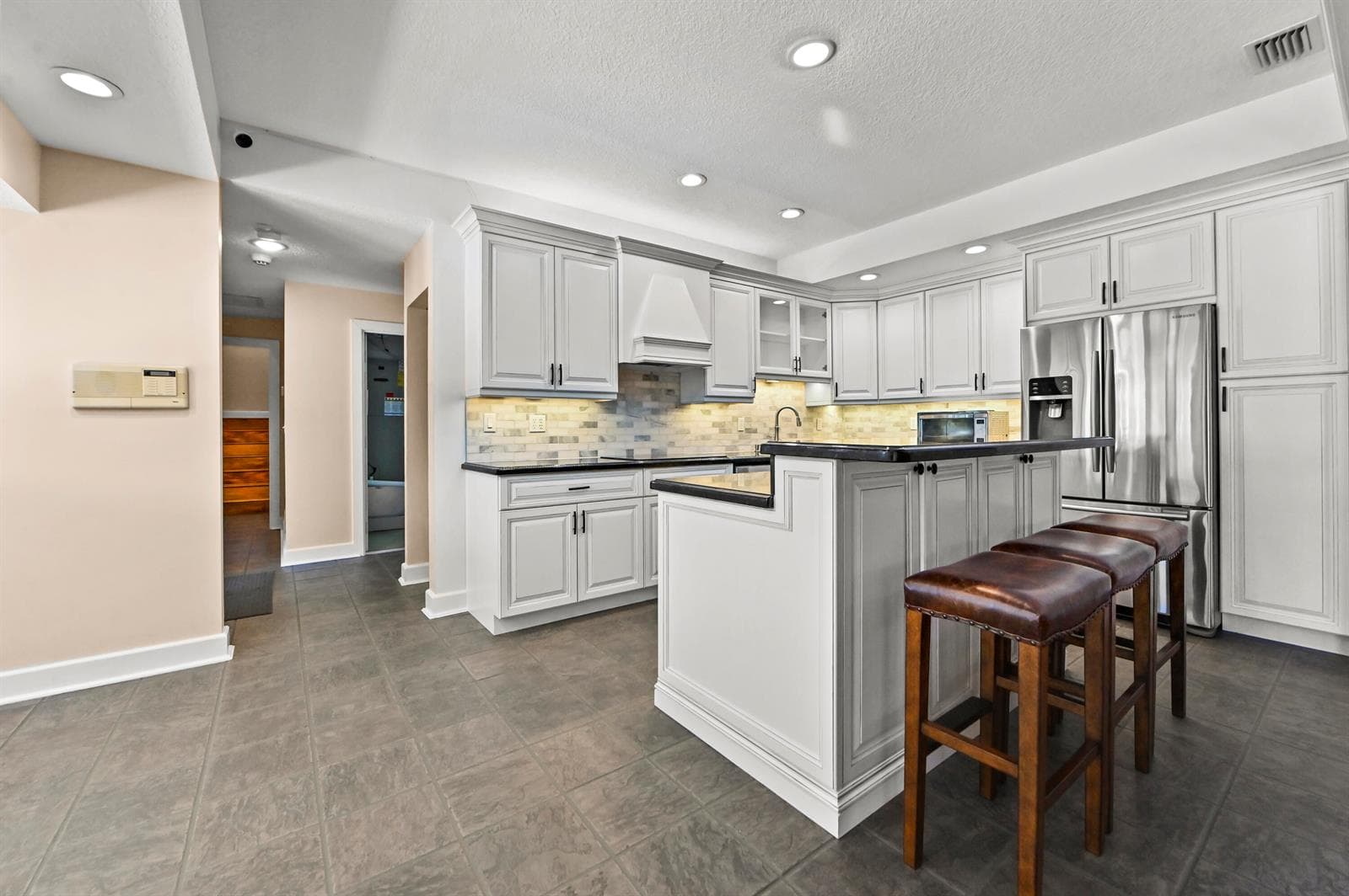 15 Kitchen 03