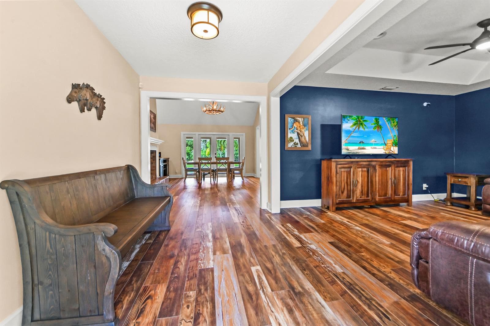 06 Living room 01