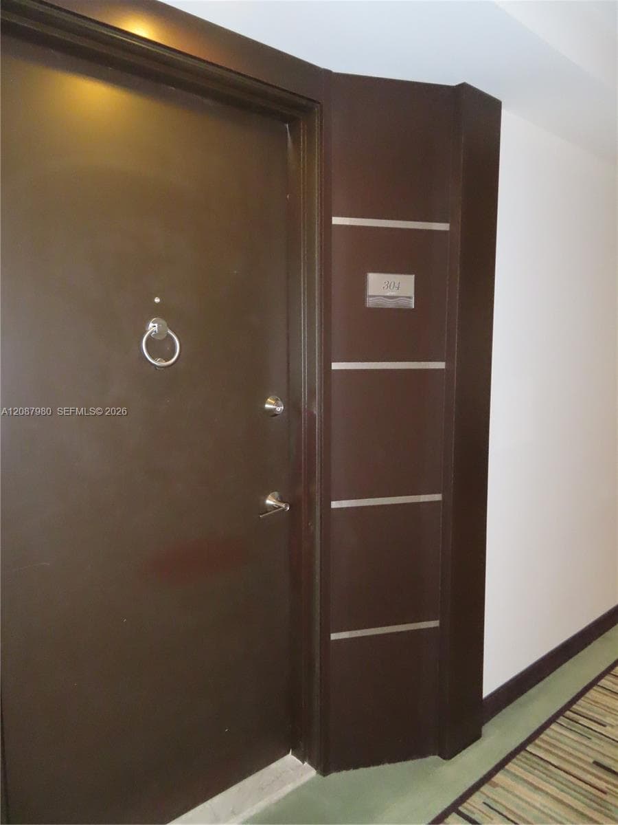 ARLEN BEACH CONDO · #304 in Miami Beach - Photo 5