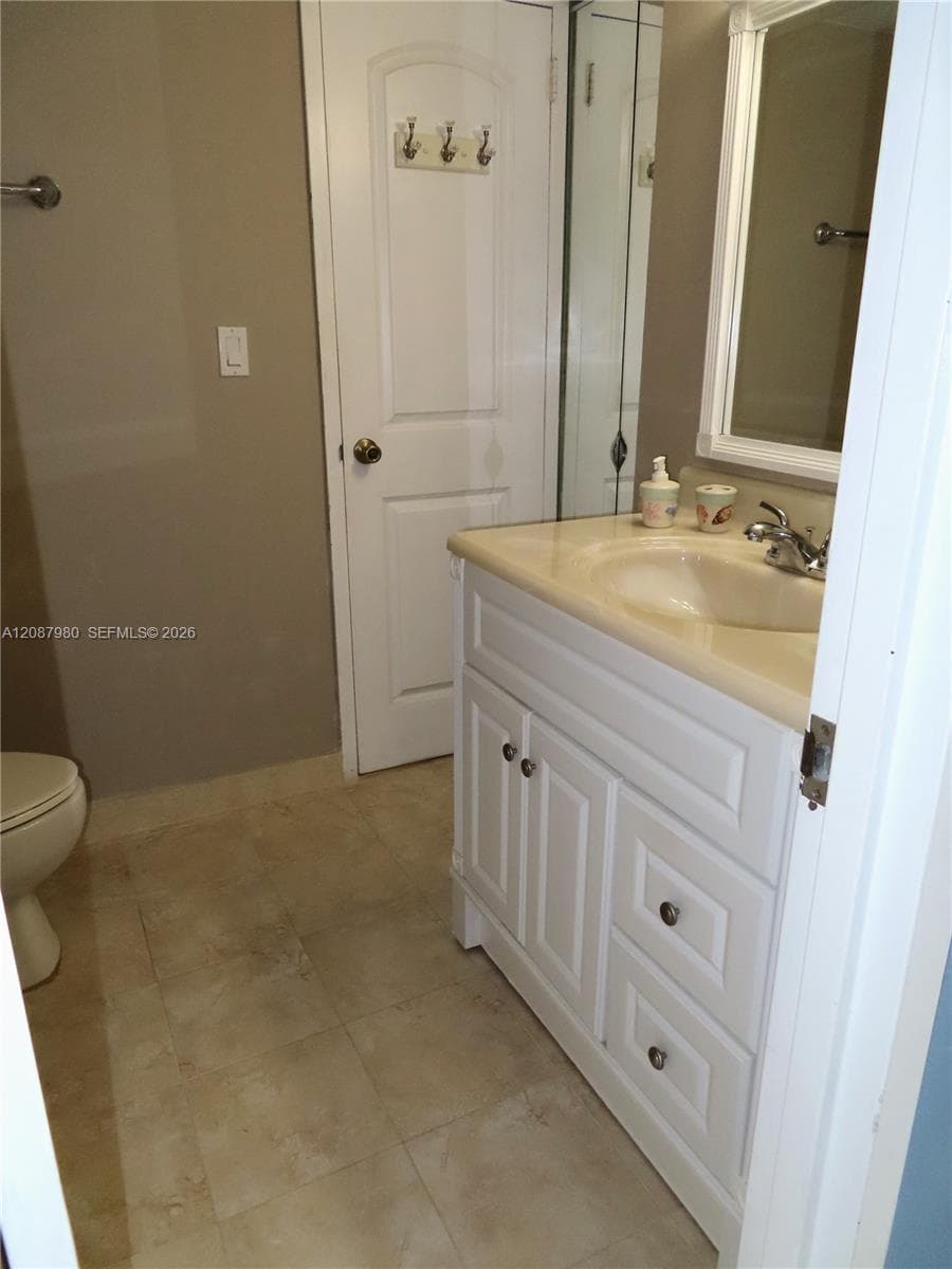 ARLEN BEACH CONDO · #304 in Miami Beach - Photo 15