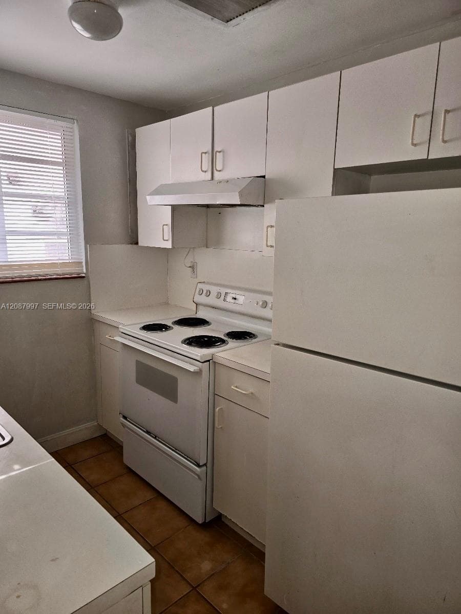 THE CHELSEA CONDO · #204 in Miami Beach - Photo 13