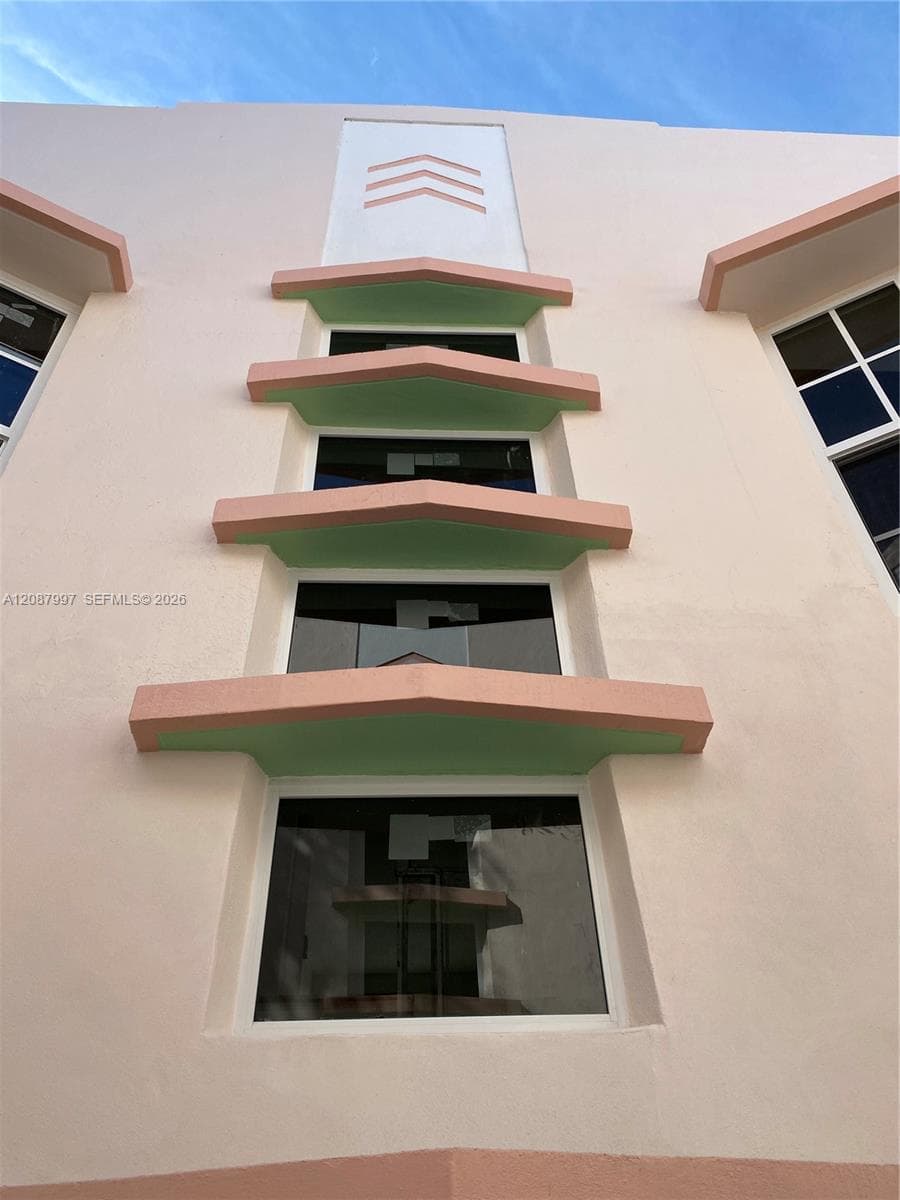 THE CHELSEA CONDO · #204 in Miami Beach - Photo 4