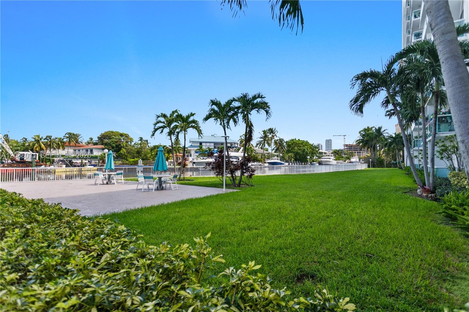 STRATFORD HOUSE CONDO · #607 in North Miami Beach - Photo 38