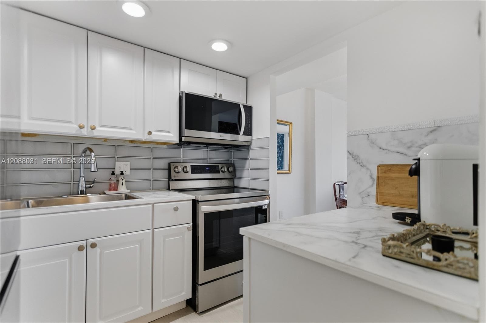 STRATFORD HOUSE CONDO · #607 in North Miami Beach - Photo 15