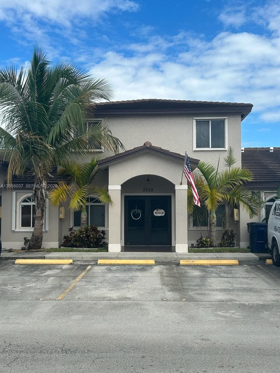 IBIS VILLAS · #3305 in Hialeah - Photo 2
