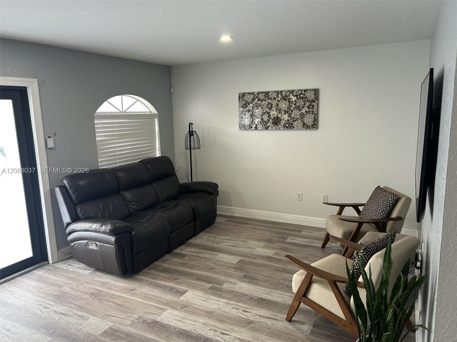 IBIS VILLAS · #3305 in Hialeah - Photo 6