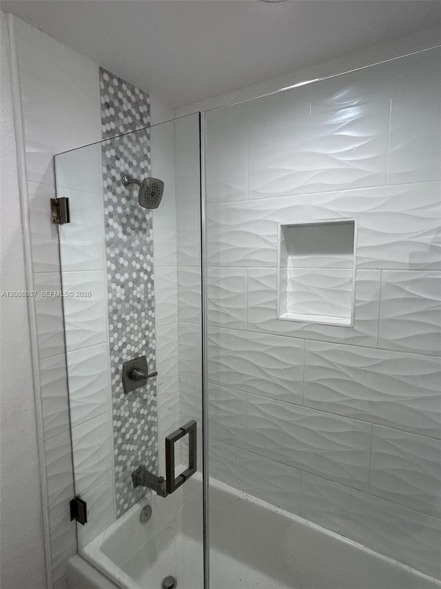 IBIS VILLAS · #3305 in Hialeah - Photo 20