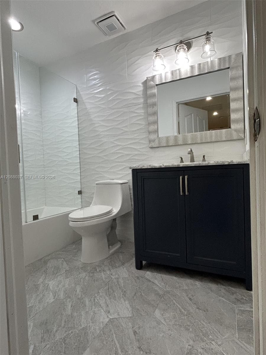 IBIS VILLAS · #3305 in Hialeah - Photo 19
