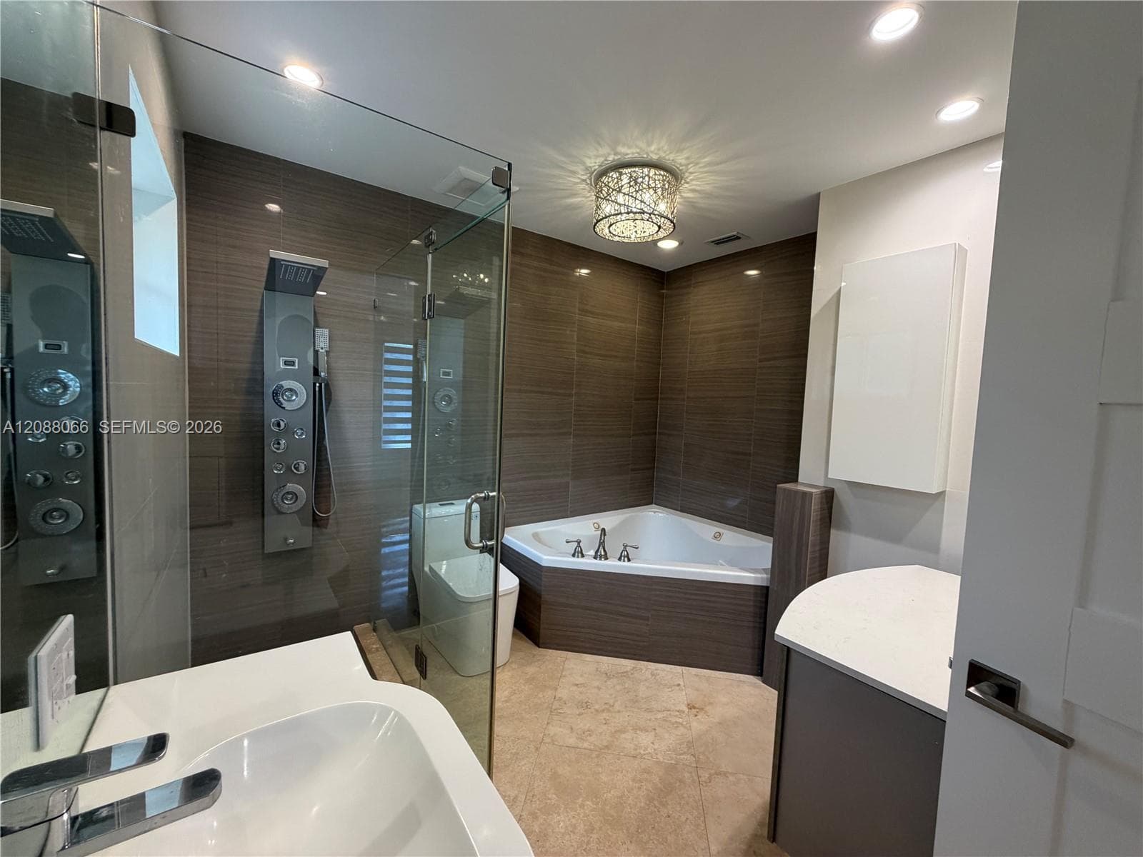 9341 Dickens Ave photo 23