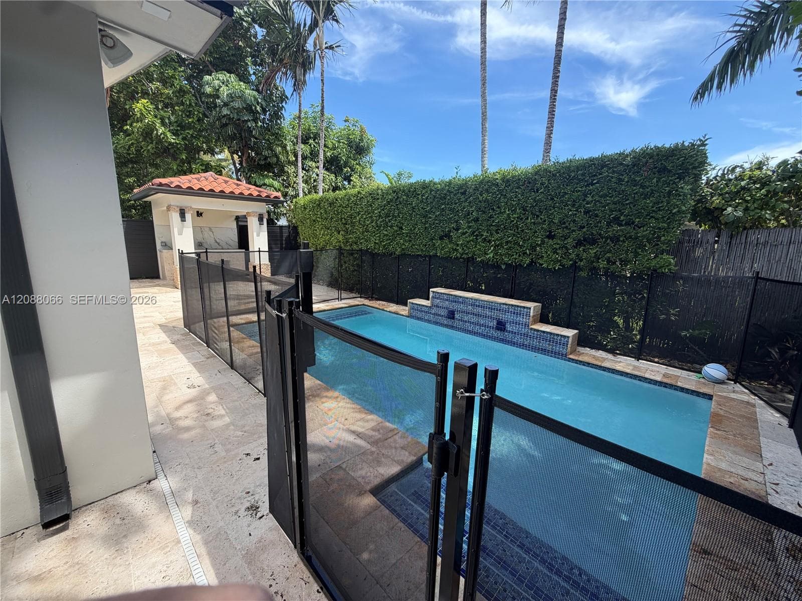 9341 Dickens Ave photo 6
