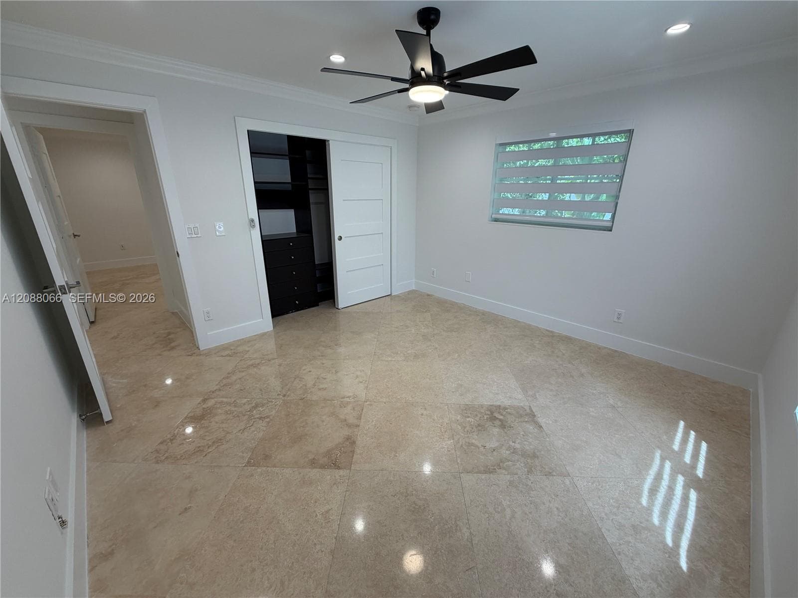 9341 Dickens Ave photo 17