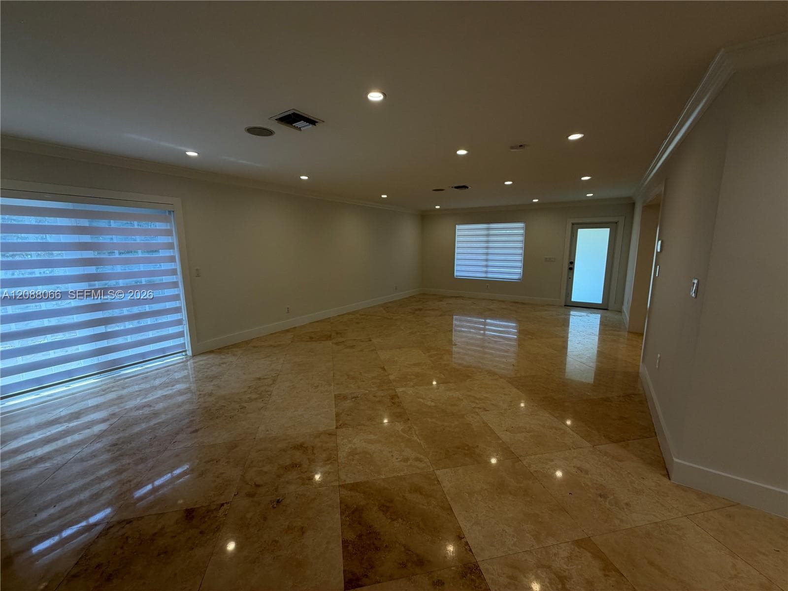 9341 Dickens Ave photo 10