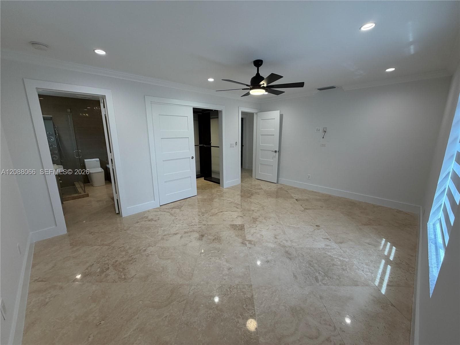 9341 Dickens Ave photo 21