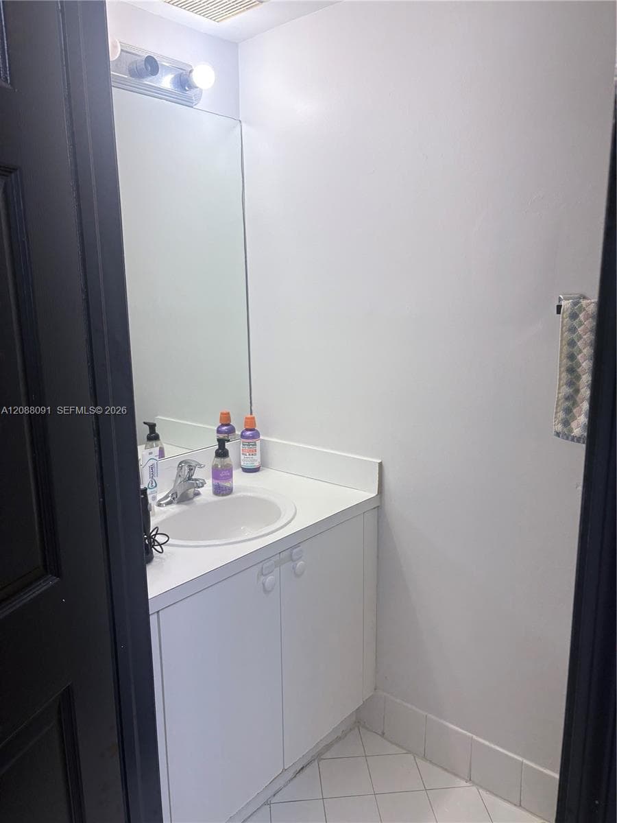 3320 NE 13th Cir Dr # 23 #112-23 photo 9
