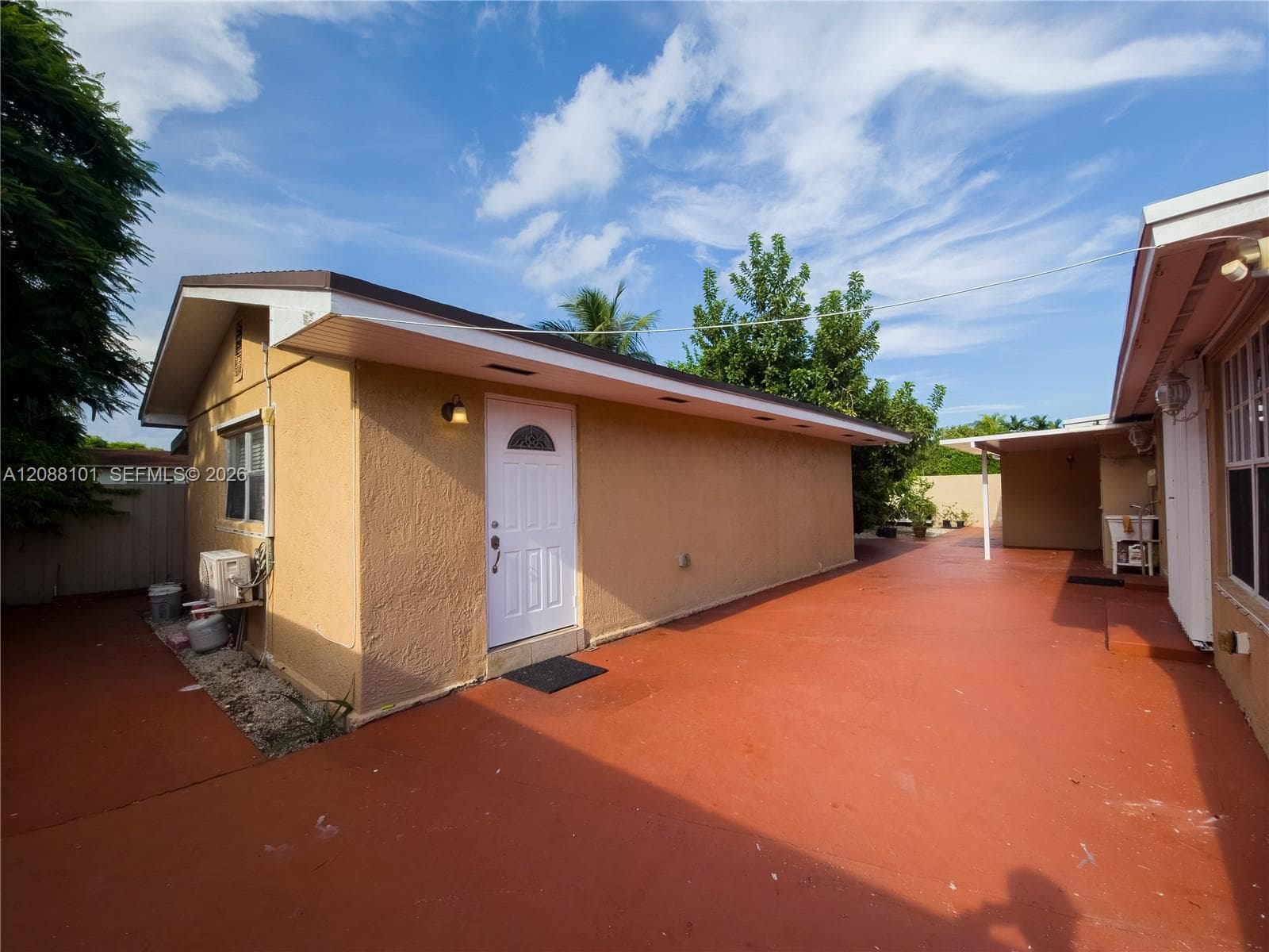 Detached bonus room
