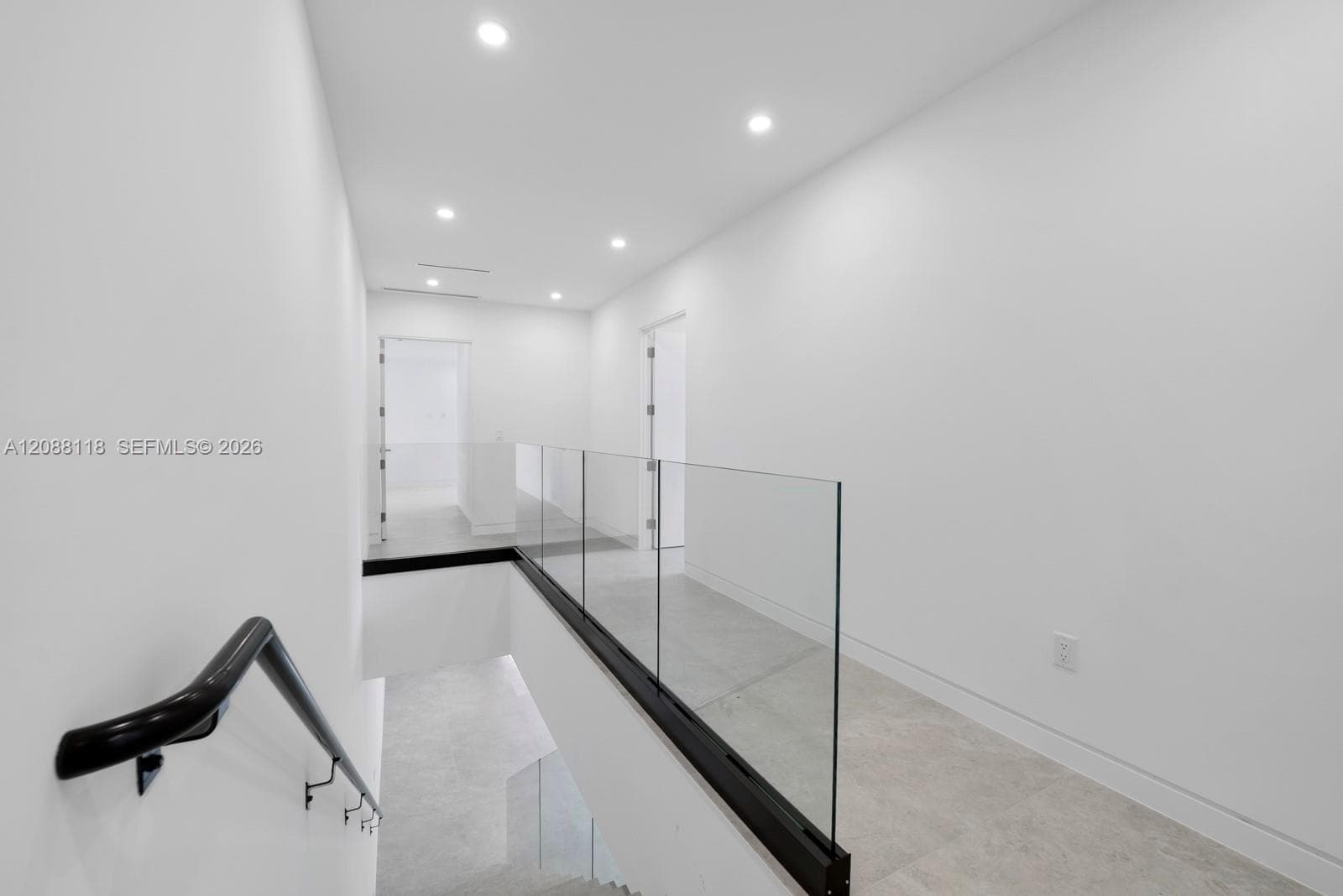 2610 SW 17 St. photo 31