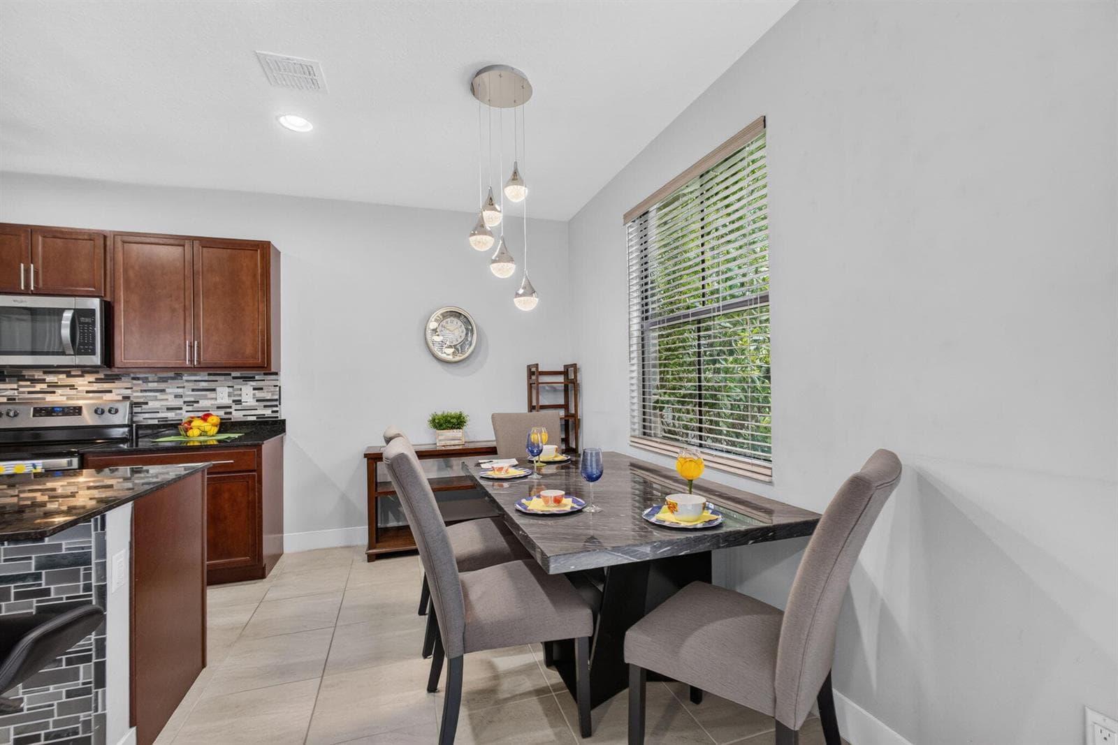 16-web-or-mls-5D1A2409