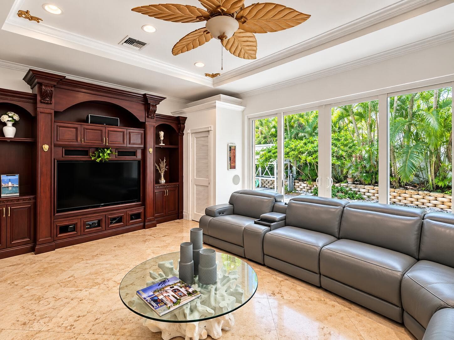 302 Dow Pompano Listing Jaclyn Anslow 24