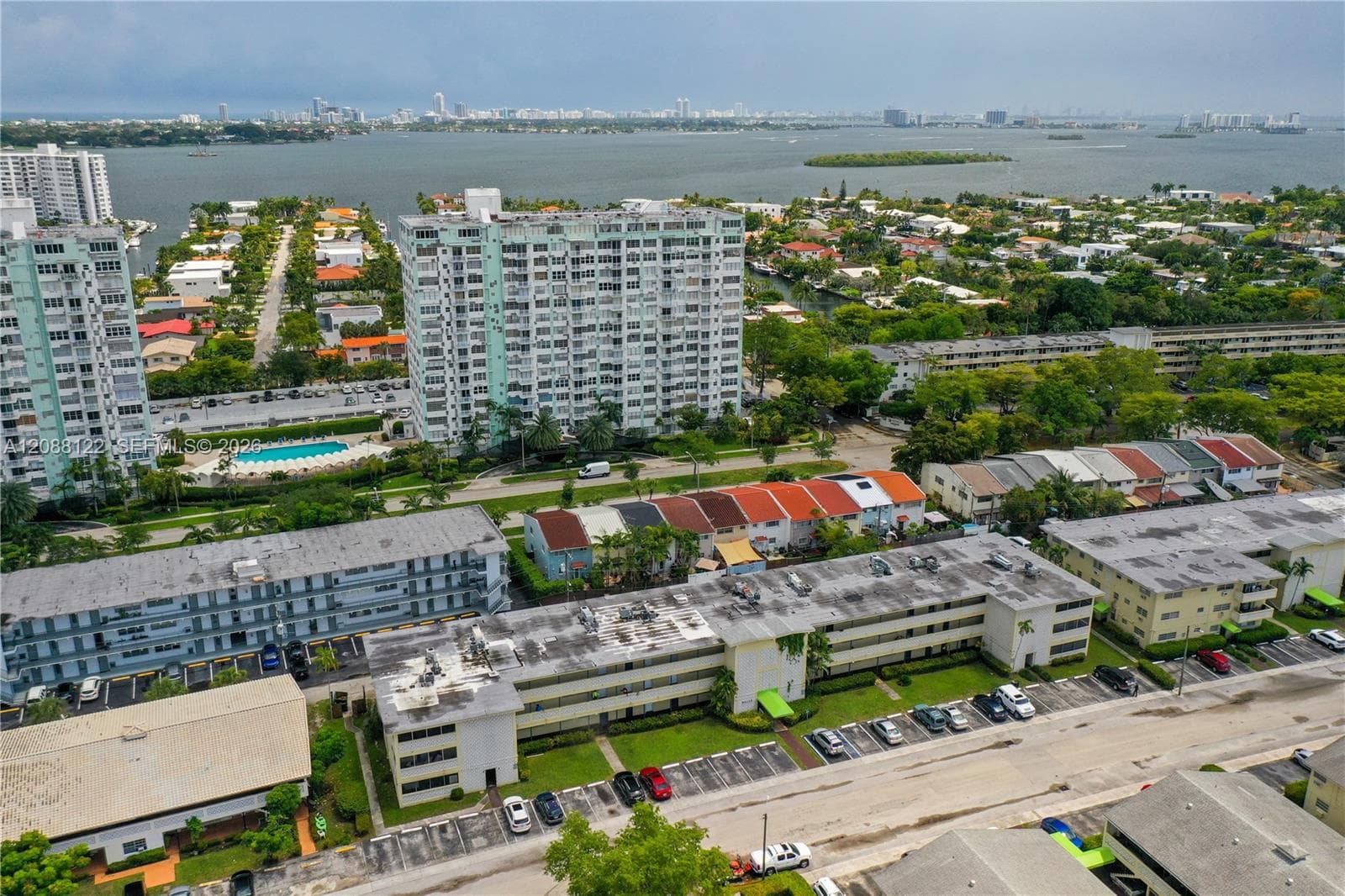 SANS SOUCI CONDO · #17 in North Miami - Photo 18