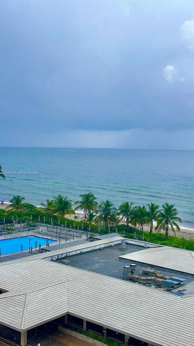 HEMISPHERES CONDO · #8D in Hallandale Beach - Photo 2