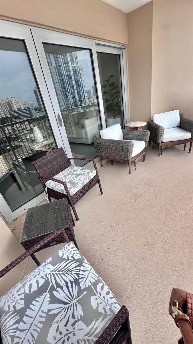 HEMISPHERES CONDO · #8D in Hallandale Beach - Photo 5