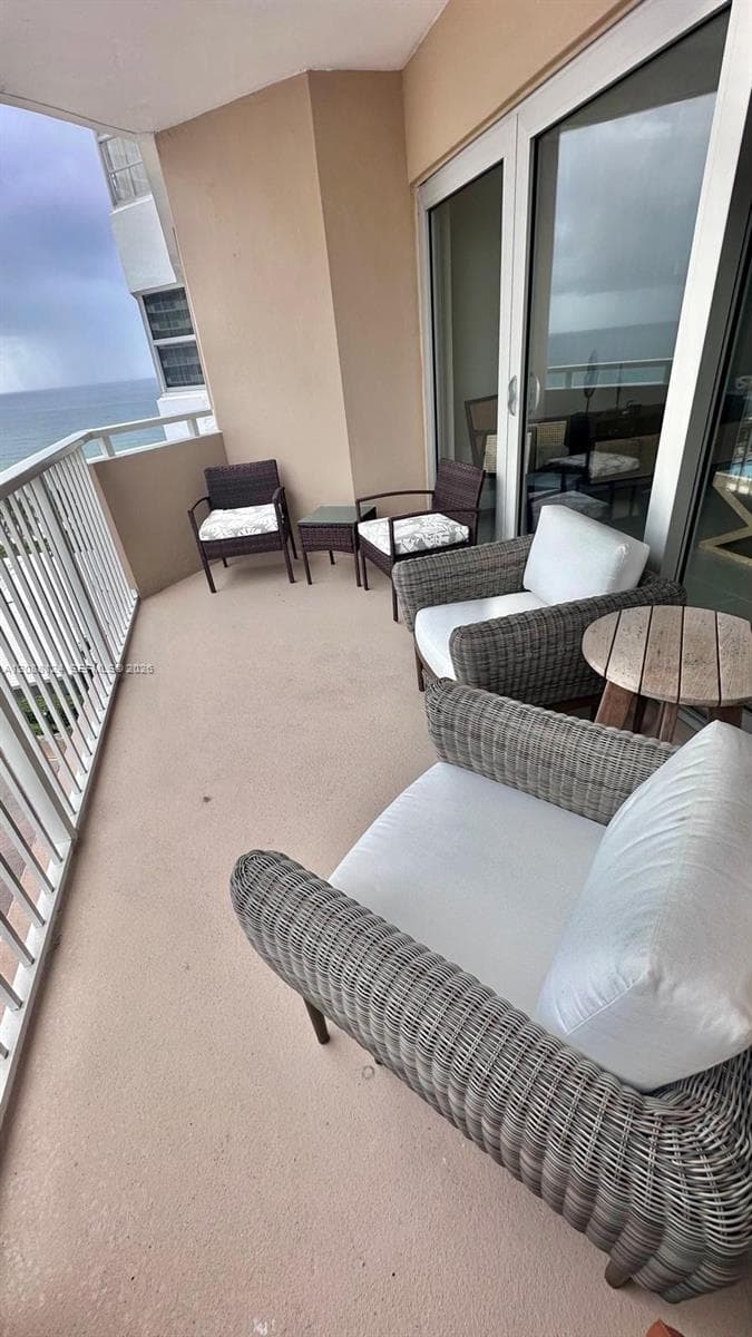 HEMISPHERES CONDO · #8D in Hallandale Beach - Photo 4