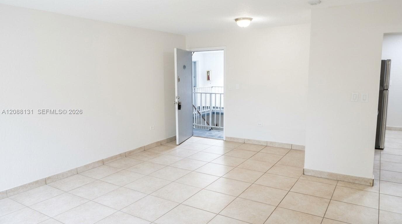 SUNSET PALMS WEST CONDO · #D5 in Miami - Photo 16