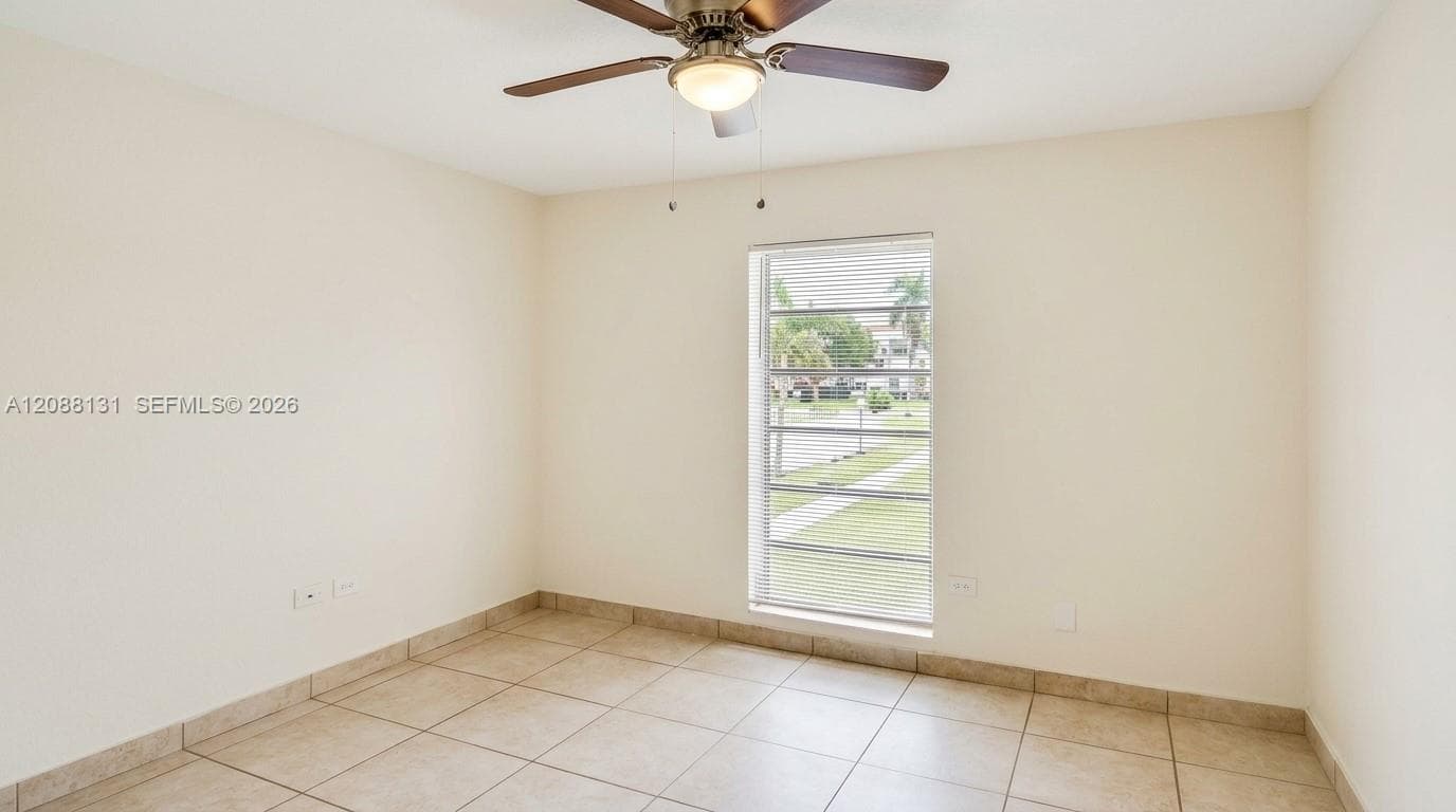 SUNSET PALMS WEST CONDO · #D5 in Miami - Photo 15