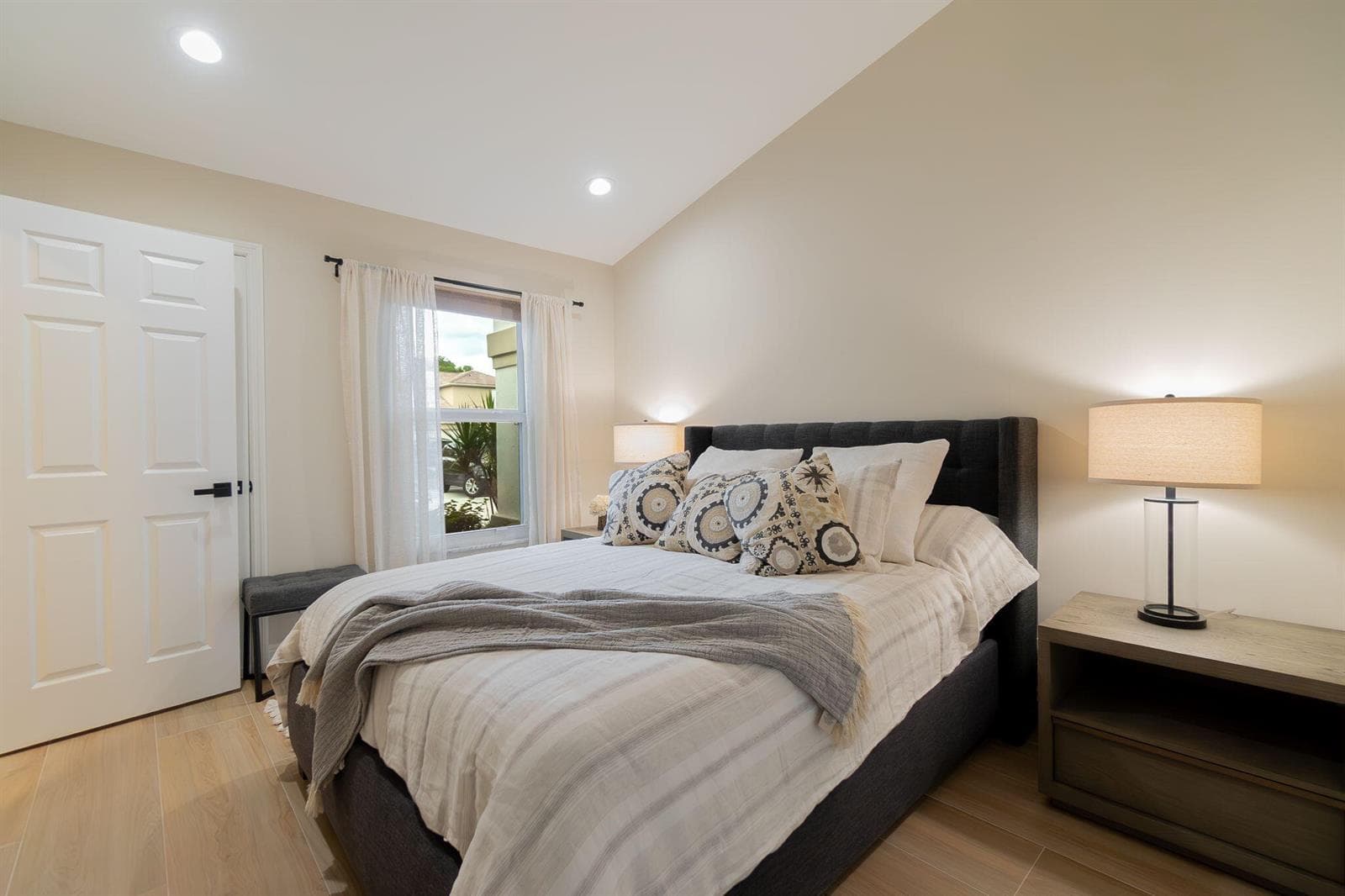22_Bedroom 2 (2)