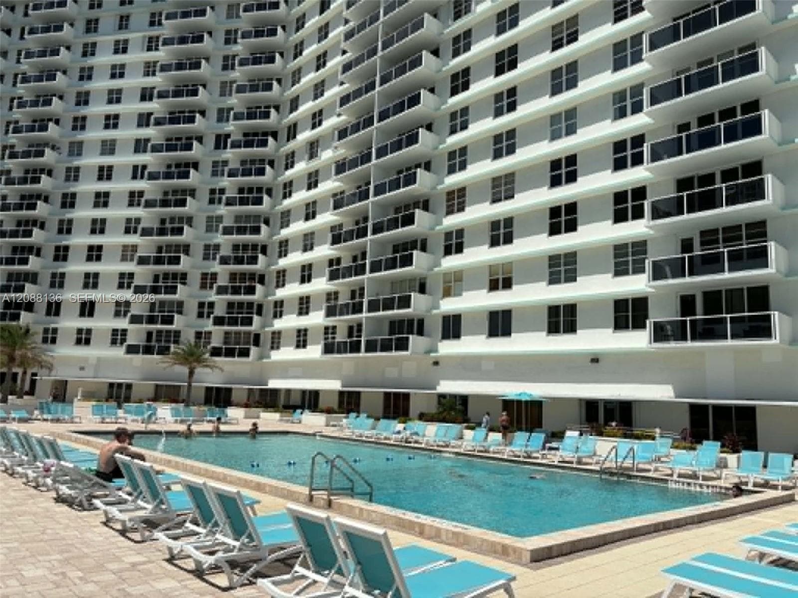 SEA AIR TOWERS CONDO · #306 in Hollywood - Photo 16