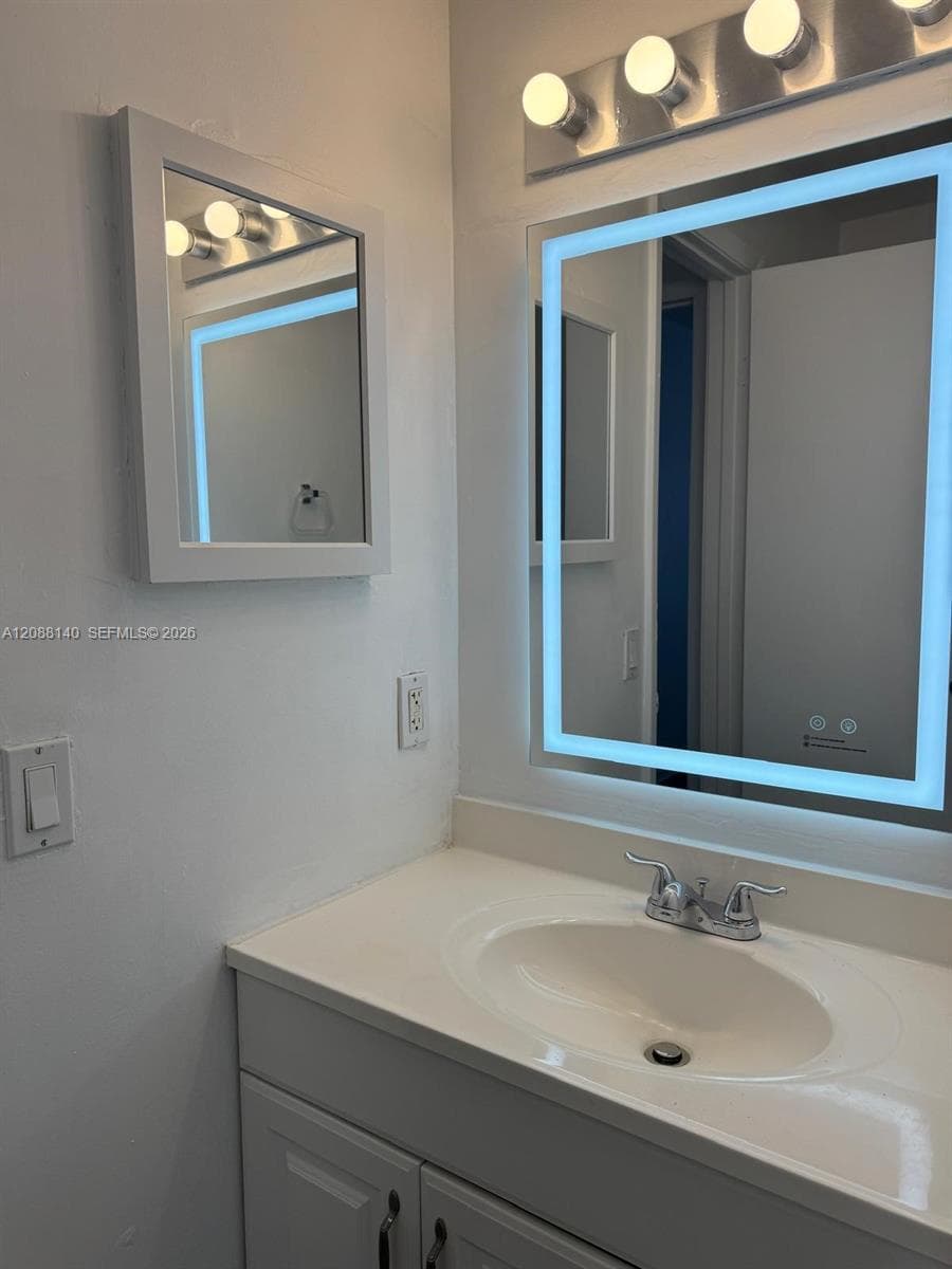 LAKESHORE CONDO · #1002D in Homestead - Photo 17