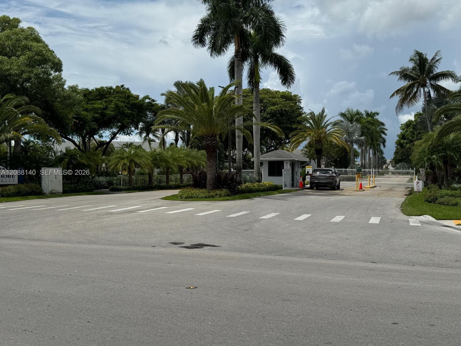 LAKESHORE CONDO · #1002D in Homestead - Photo 3